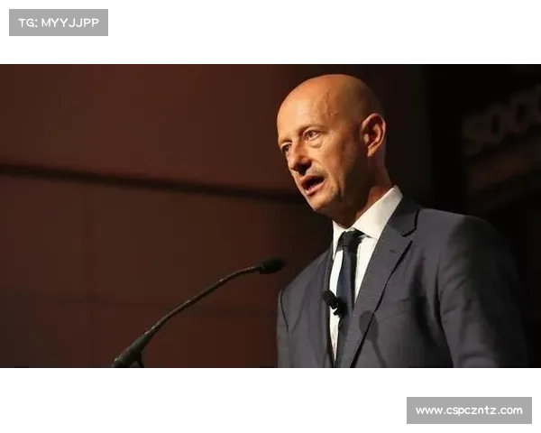新月 CEO 证实:小因欧冠决赛前已决定加盟 尊重未提前签约 新月 CEO 证实:小因欧冠决赛前已决定加盟 尊重未提前签约